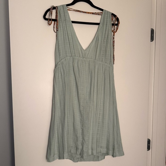 NWT Roxy Light Green Dress - Picture 2 of 6